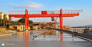 抓斗双梁门式起重机