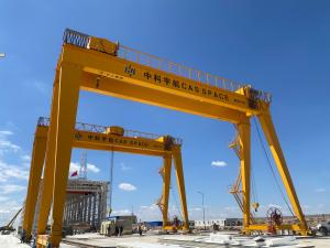 新型双梁门式起重机